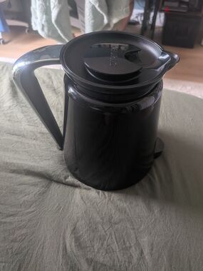 Genuine Keurig 2.0 Carafe 7" Black with Chrome Handle Thermal Coffee Pot